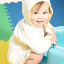 Bambini baby robes come in a variety of colors, trims and sizes will be a comfortable for your baby's after bath clothing set.